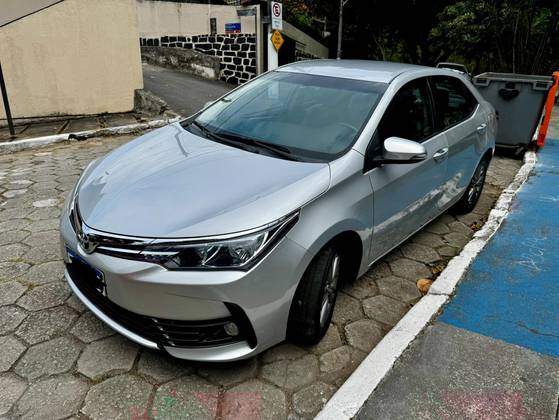 TOYOTA COROLLA 1.8 GLI 16V FLEX 4P AUTOMÁTICO TOYOTA COROLLA 1.8 GLI 16V FLEX 4P AUTOMÁTICO